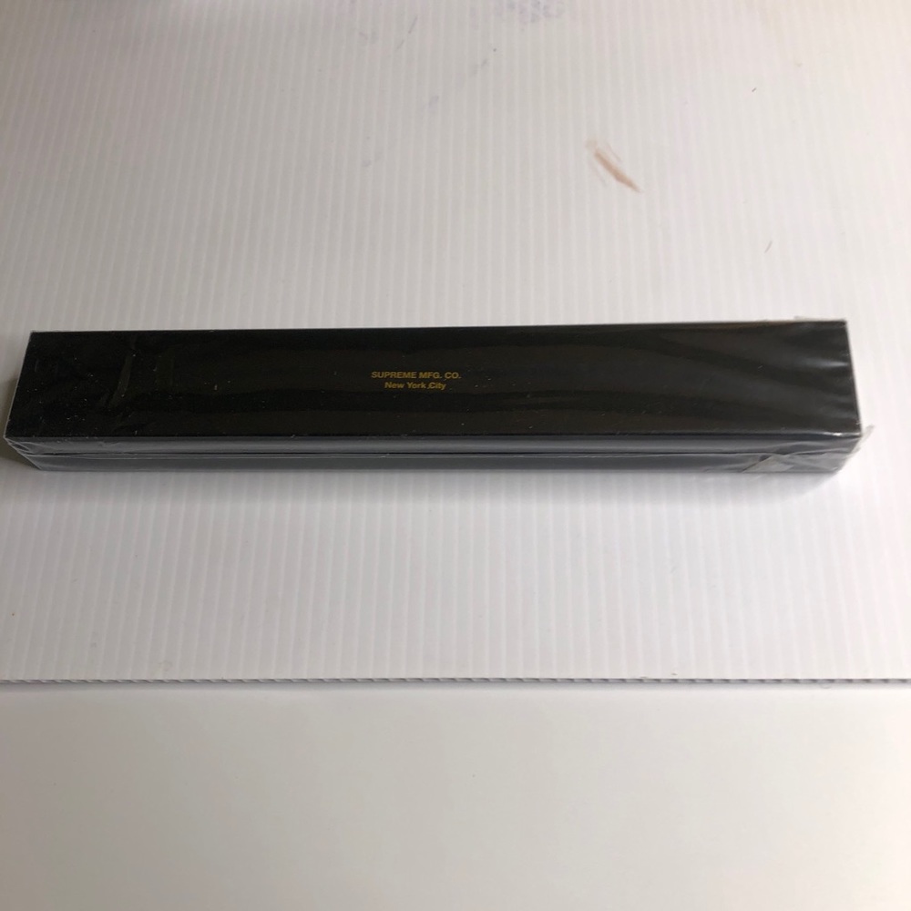 Supreme Black Stars Incense Holder Burner New - Picture 4 of 5